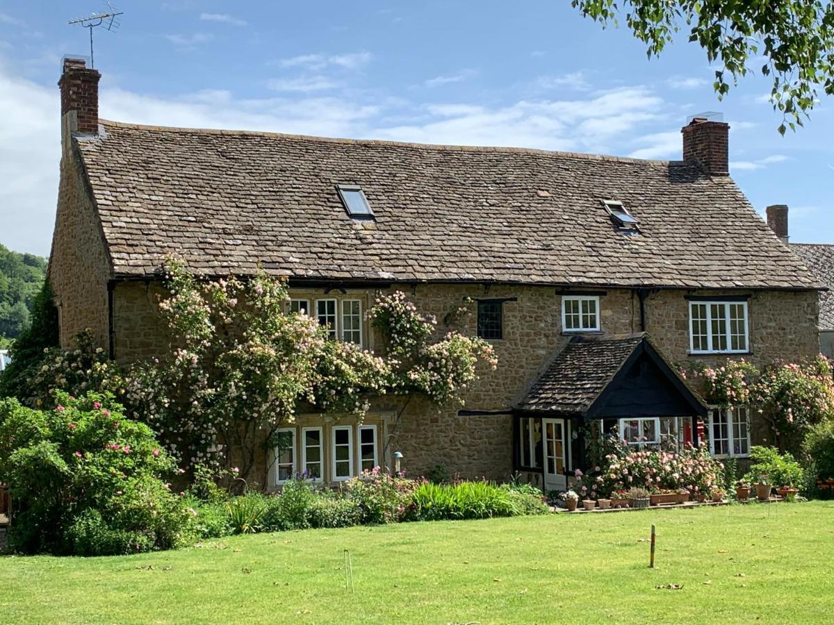 Forthay Bed And Breakfast North Nibley Экстерьер фото